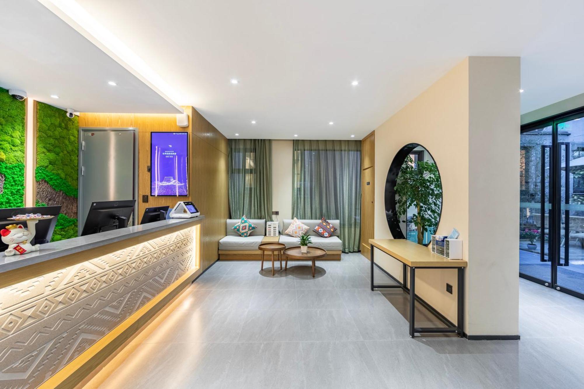 True Go Hotel - Shanghai Jing'An Temple Nanjing West Road Exteriér fotografie